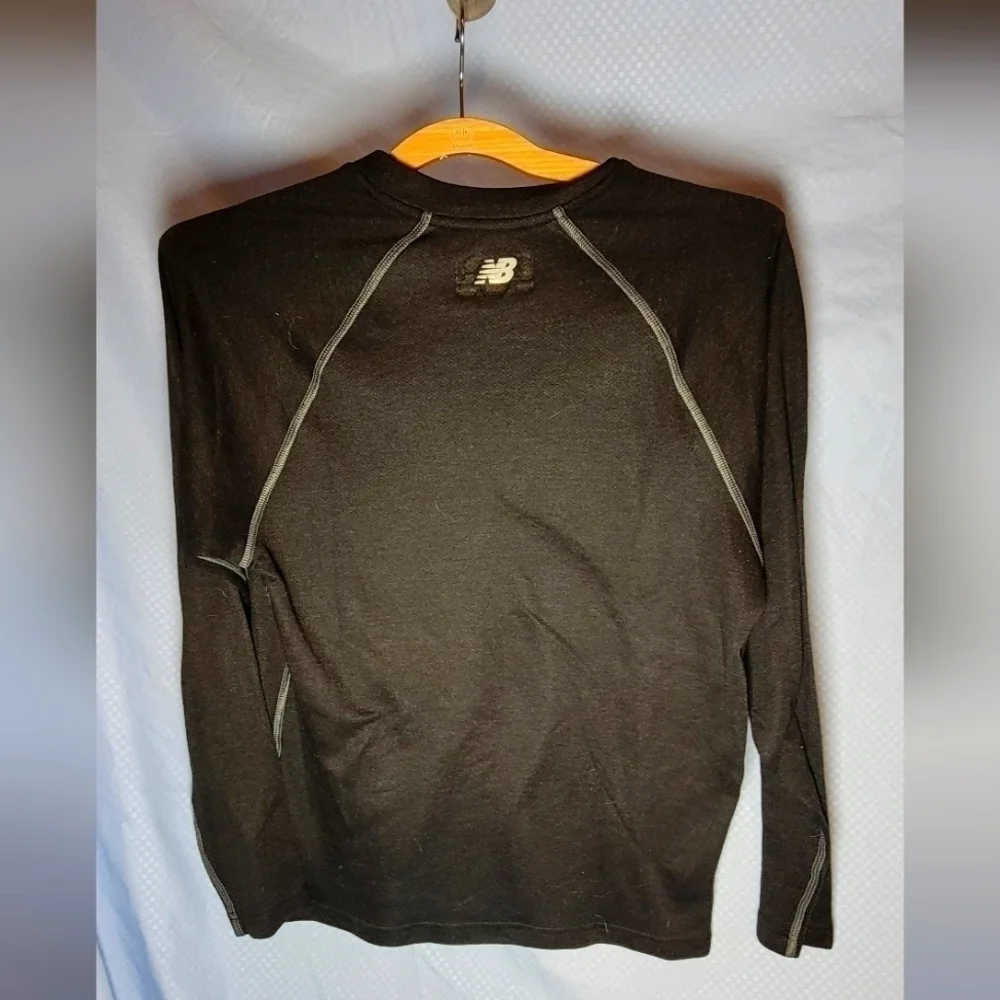 Mens Large New Balance Shirt - Picture 2 of 3